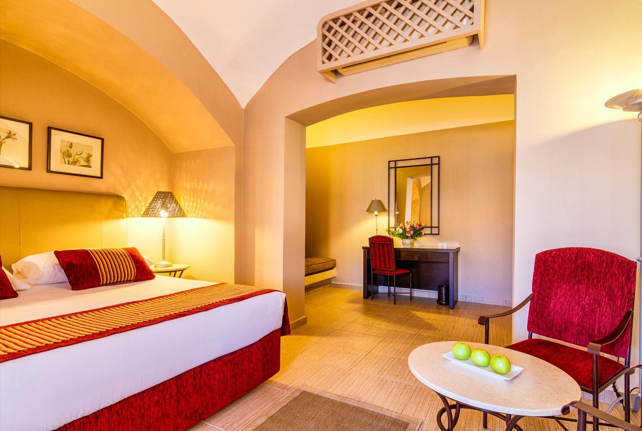 Jaz Makadi Oasis Club Hotel ภายนอก รูปภาพ